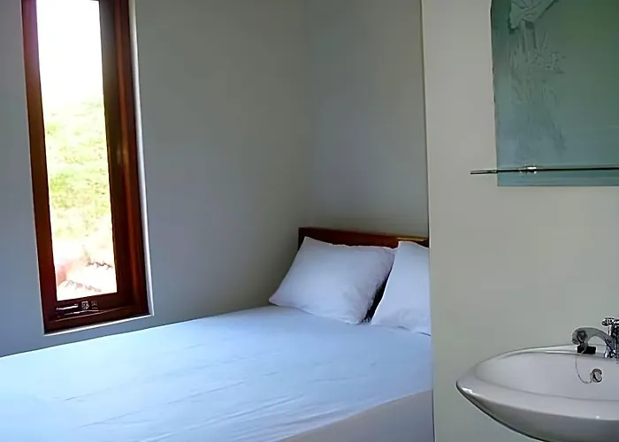 Hotel O Guest House Amalia Malang